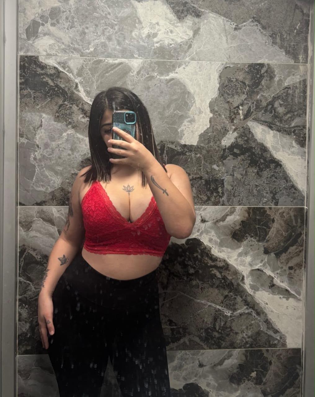 Orta Farklı Partner Bayan Escort Yasemin